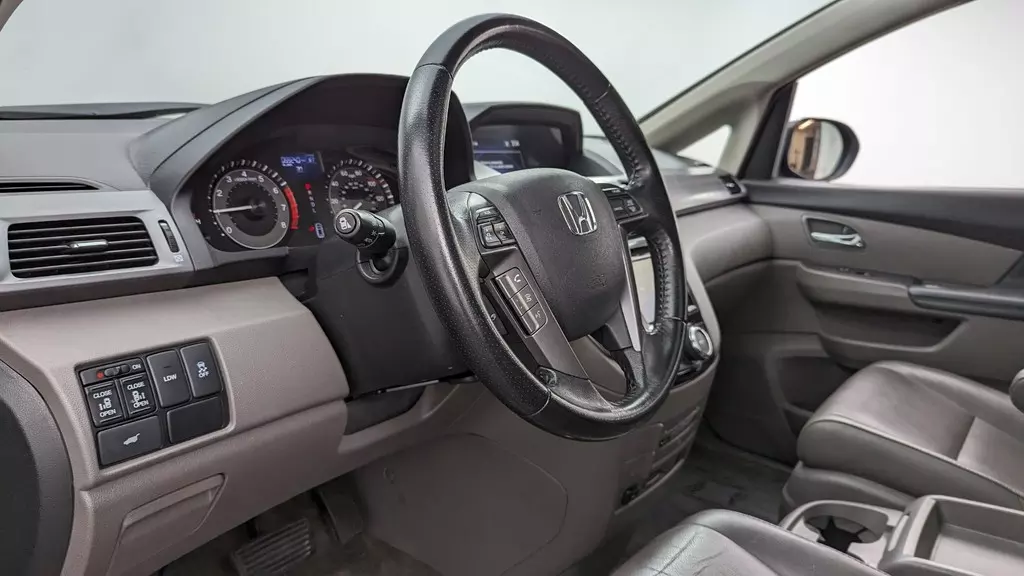 2014 Honda Odyssey EX-L - Photo 3